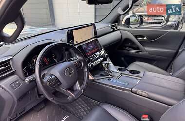 Позашляховик / Кросовер Lexus LX 2022 в 