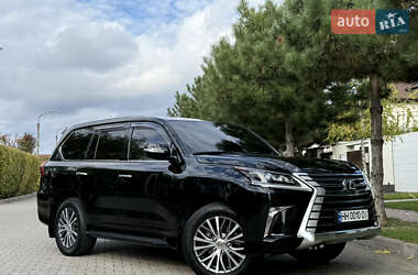 Позашляховик / Кросовер Lexus LX 2016 в  фото 24 Позашляховик / Кросовер Lexus LX 2016 в