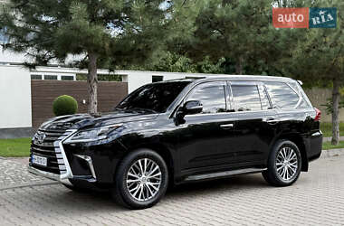 Позашляховик / Кросовер Lexus LX 2016 в  фото 38 Позашляховик / Кросовер Lexus LX 2016 в