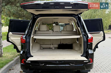 Позашляховик / Кросовер Lexus LX 2016 в  фото 73 Позашляховик / Кросовер Lexus LX 2016 в