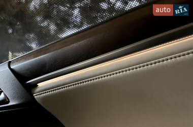 Позашляховик / Кросовер Lexus LX 2016 в  фото 118 Позашляховик / Кросовер Lexus LX 2016 в