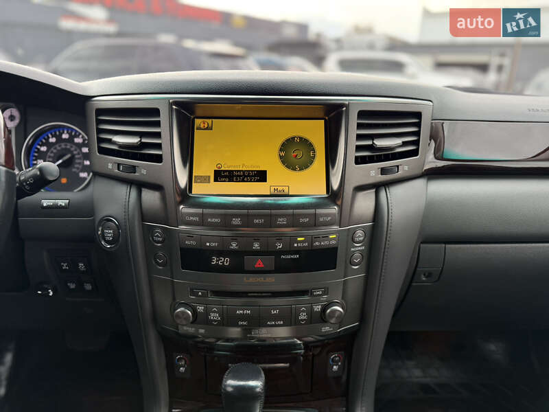 Внедорожник / Кроссовер Lexus LX 2010 в Одессе