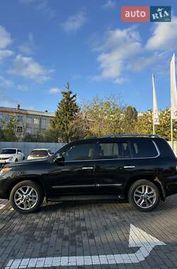 Позашляховик / Кросовер Lexus LX 2014 в Києві