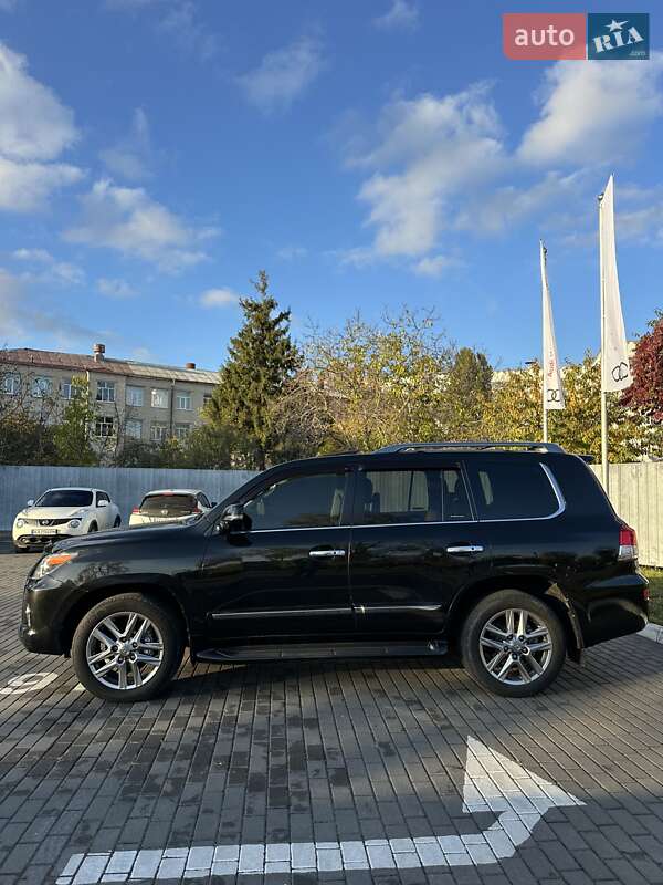 Позашляховик / Кросовер Lexus LX 2014 в Києві