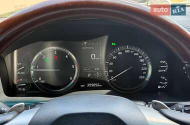 Внедорожник / Кроссовер Lexus LX 2017 в 