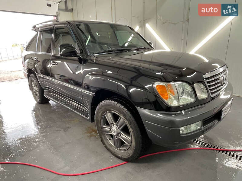 Внедорожник / Кроссовер Lexus LX 2007 в Черновцах