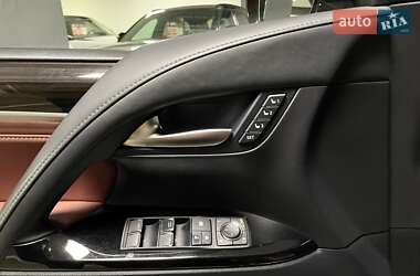 Внедорожник / Кроссовер Lexus LX 2019 в  фото 25 Внедорожник / Кроссовер Lexus LX 2019 в