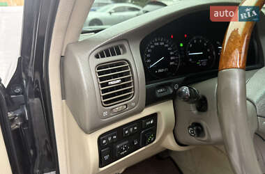 Внедорожник / Кроссовер Lexus LX 2006 в  фото 9 Внедорожник / Кроссовер Lexus LX 2006 в