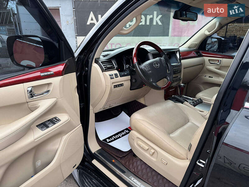 Внедорожник / Кроссовер Lexus LX 2008 в Запорожье фото 13 Внедорожник / Кроссовер Lexus LX 2008 в Запорожье