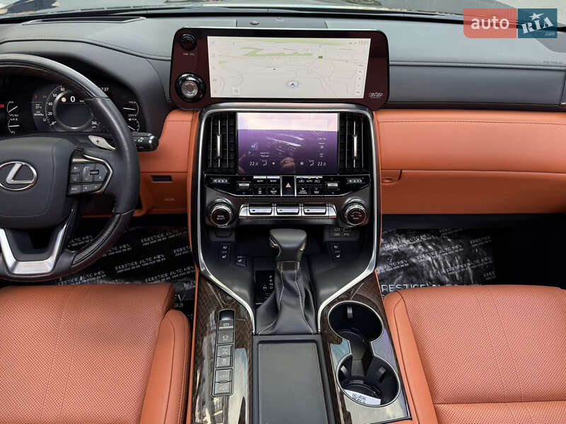 Внедорожник / Кроссовер Lexus LX 2022 в Киеве