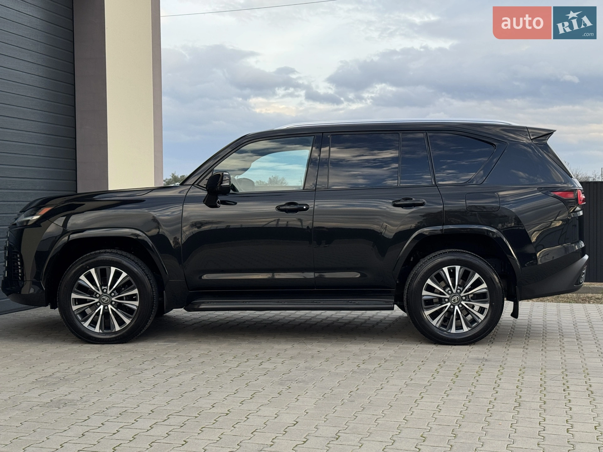 2023 Lexus LX - мініатюра 31