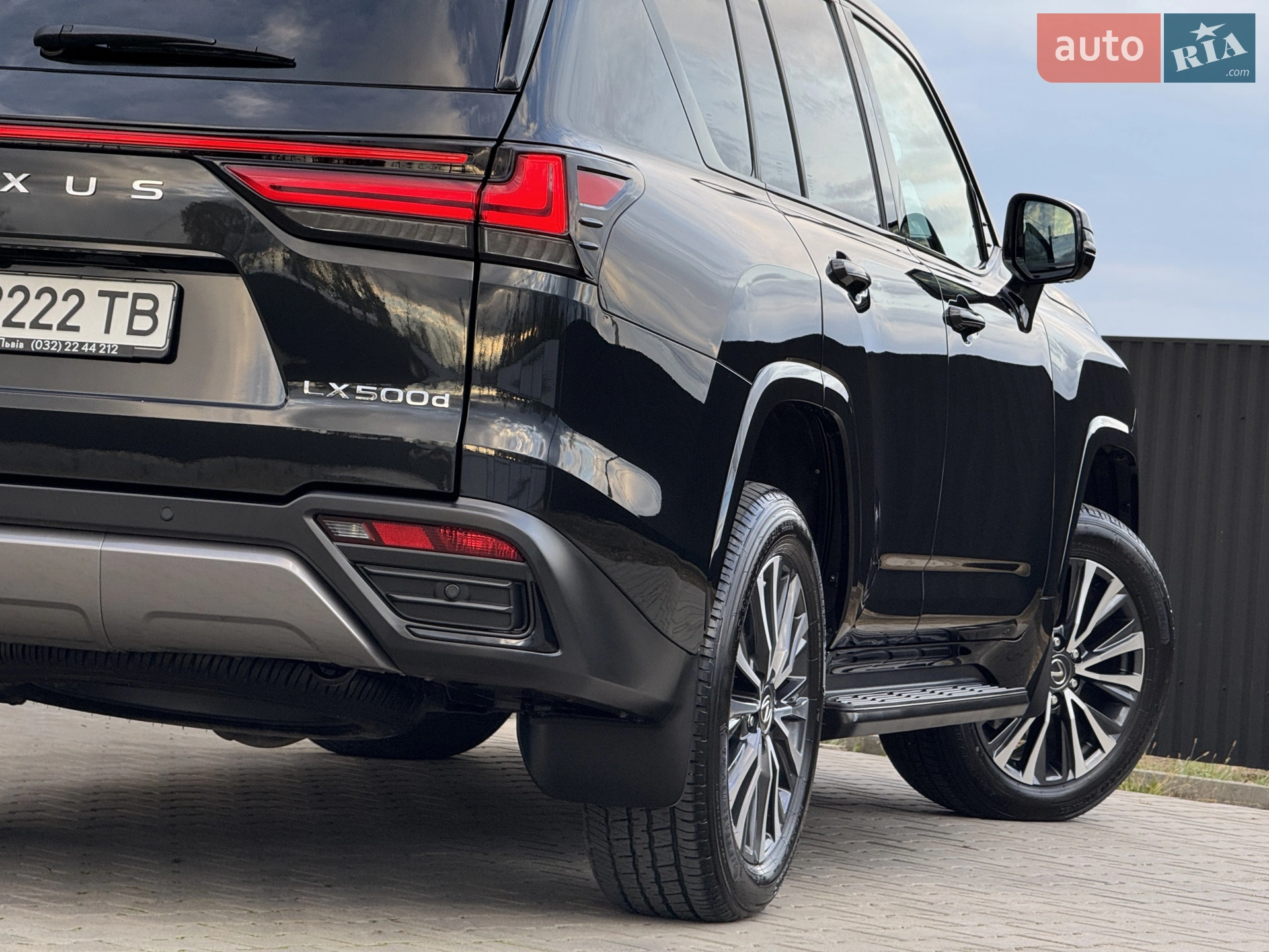 2023 Lexus LX - мініатюра 18