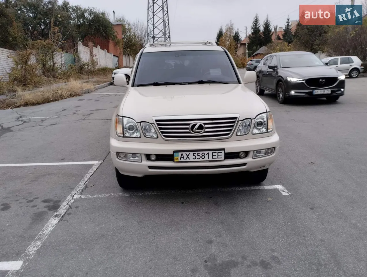 машина в хорошому стані по кузову... є невеликі рижики на задній кришці багажника і передньому правому крилі...
переїхали з харкова в тернопіль... немає змоги утримувати і обслуговувати авто... приїжате і на місці оглядаєте авто...
дно машини все запущене...
торг коло авто...
на машину є додатково форкоп
тормозні диски нові бош на перед і зад
плюс супорта на перед нові