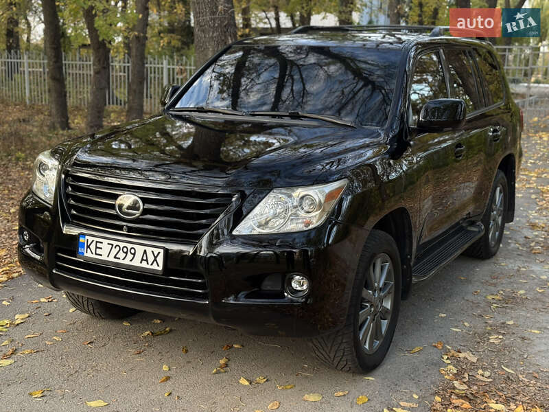 Lexus LX 2008