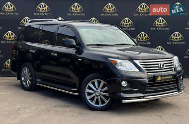 Внедорожник / Кроссовер Lexus LX 2011 в Киеве