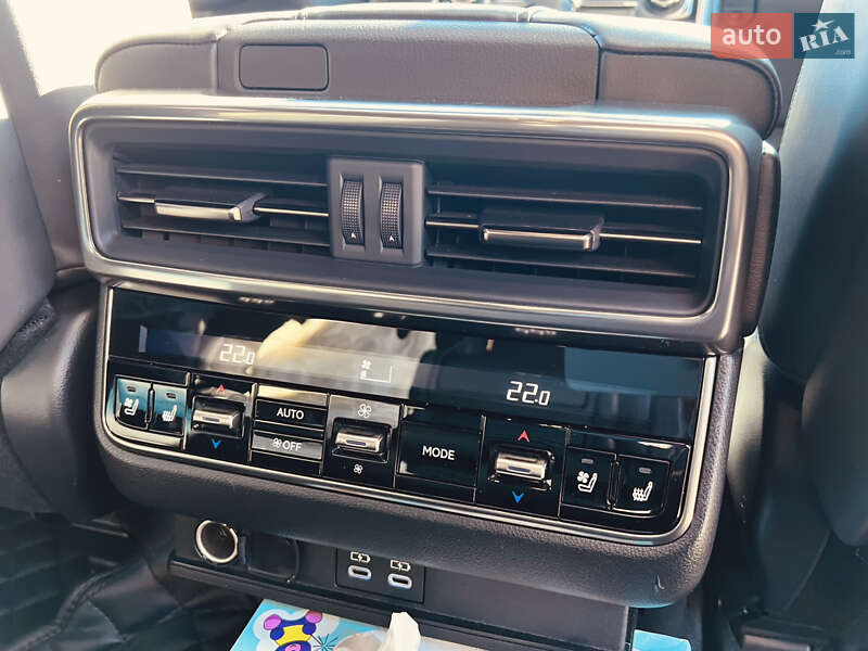 Внедорожник / Кроссовер Lexus LX 2023 в Одессе фото 27 Внедорожник / Кроссовер Lexus LX 2023 в Одессе