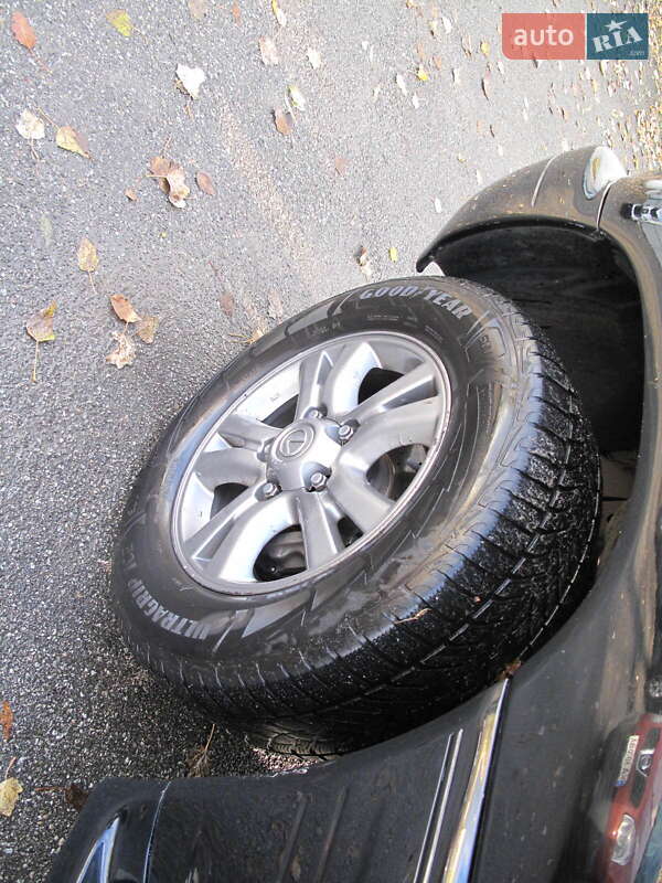 Внедорожник / Кроссовер Lexus LX 2004 в Киеве