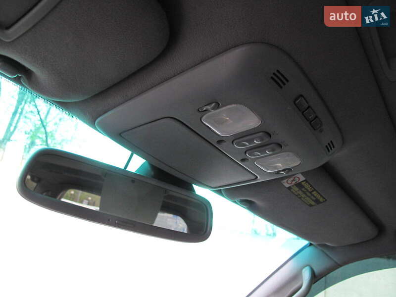 Внедорожник / Кроссовер Lexus LX 2004 в Киеве