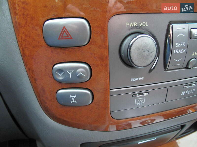 Внедорожник / Кроссовер Lexus LX 2004 в Киеве