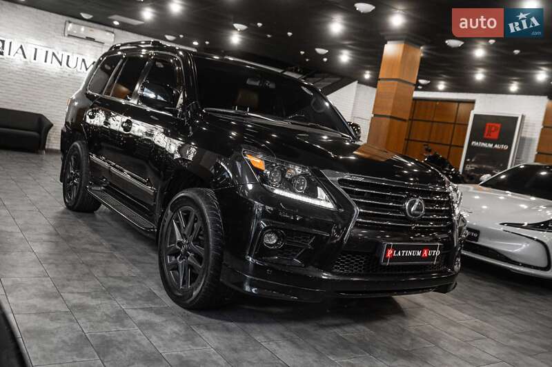 Внедорожник / Кроссовер Lexus LX 2015 в Одессе