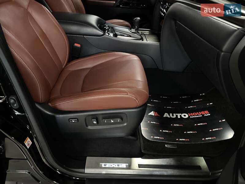 Позашляховик / Кросовер Lexus LX 2018 в Львові фото 44 Позашляховик / Кросовер Lexus LX 2018 в Львові