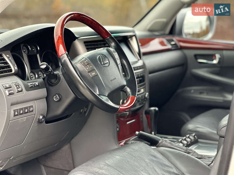 Внедорожник / Кроссовер Lexus LX 2008 в Львове фото 26 Внедорожник / Кроссовер Lexus LX 2008 в Львове