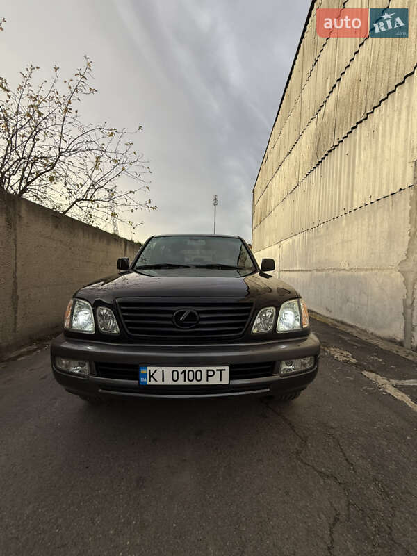 Внедорожник / Кроссовер Lexus LX 2006 в Берёзовке