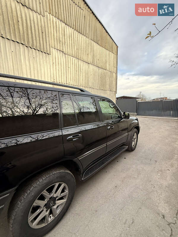 Внедорожник / Кроссовер Lexus LX 2006 в Берёзовке