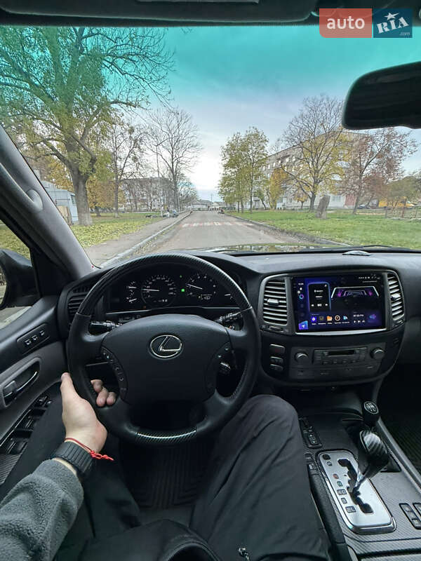 Внедорожник / Кроссовер Lexus LX 2006 в Берёзовке