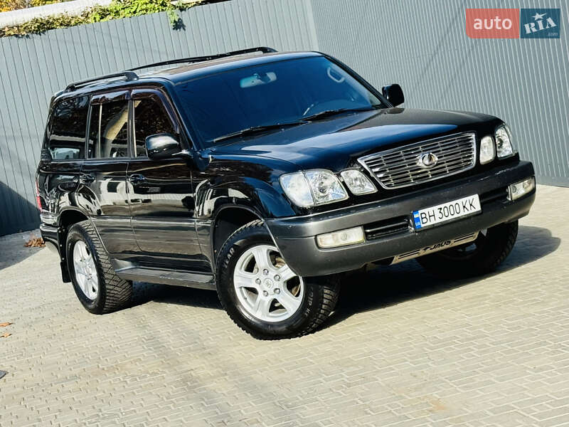 Внедорожник / Кроссовер Lexus LX 1999 в Одессе