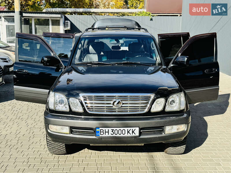 Внедорожник / Кроссовер Lexus LX 1999 в Одессе