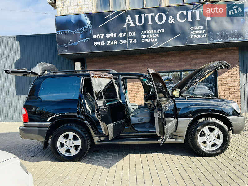 Внедорожник / Кроссовер Lexus LX 1999 в Одессе