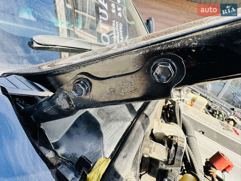 Внедорожник / Кроссовер Lexus LX 1999 в Одессе