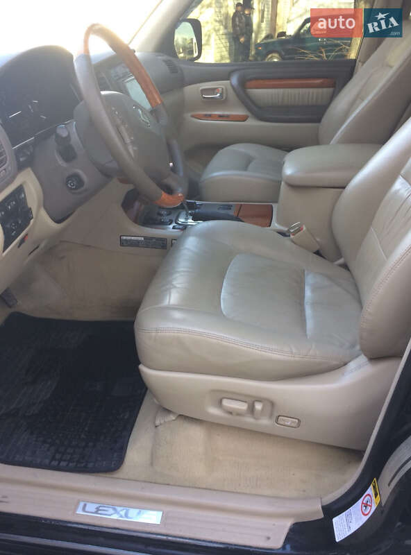 Позашляховик / Кросовер Lexus LX 2003 в Вінниці