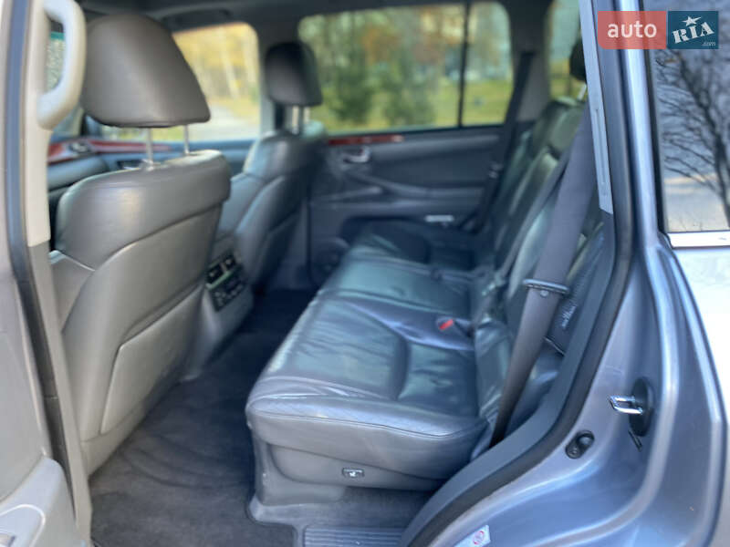Внедорожник / Кроссовер Lexus LX 2008 в Хмельницком