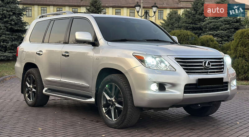 Внедорожник / Кроссовер Lexus LX 2008 в Днепре