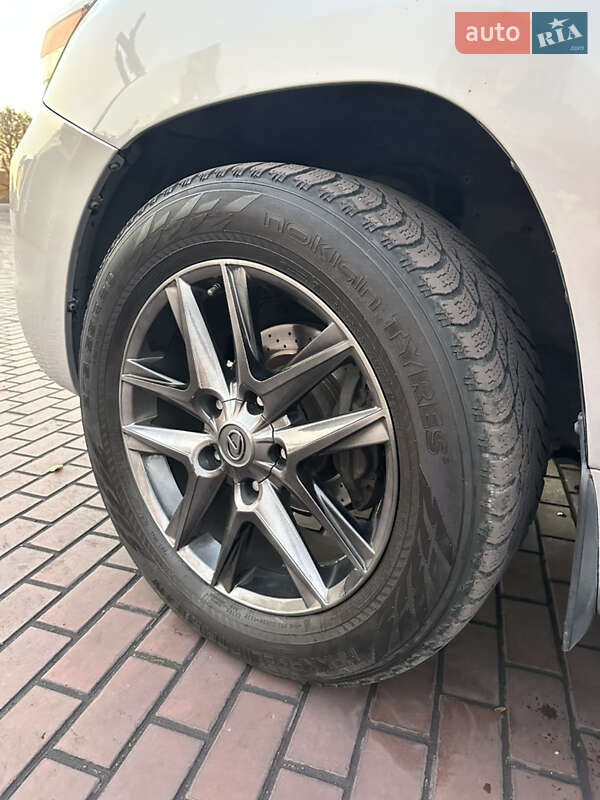 Внедорожник / Кроссовер Lexus LX 2008 в Днепре