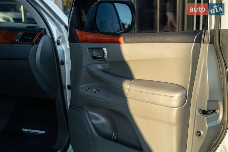 Позашляховик / Кросовер Lexus LX 2008 в Чернівцях