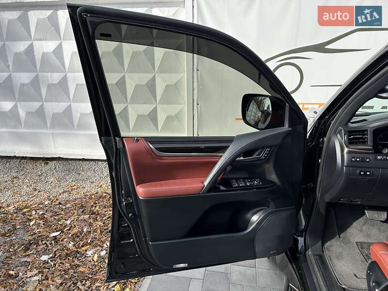 Внедорожник / Кроссовер Lexus LX 2021 в Киеве