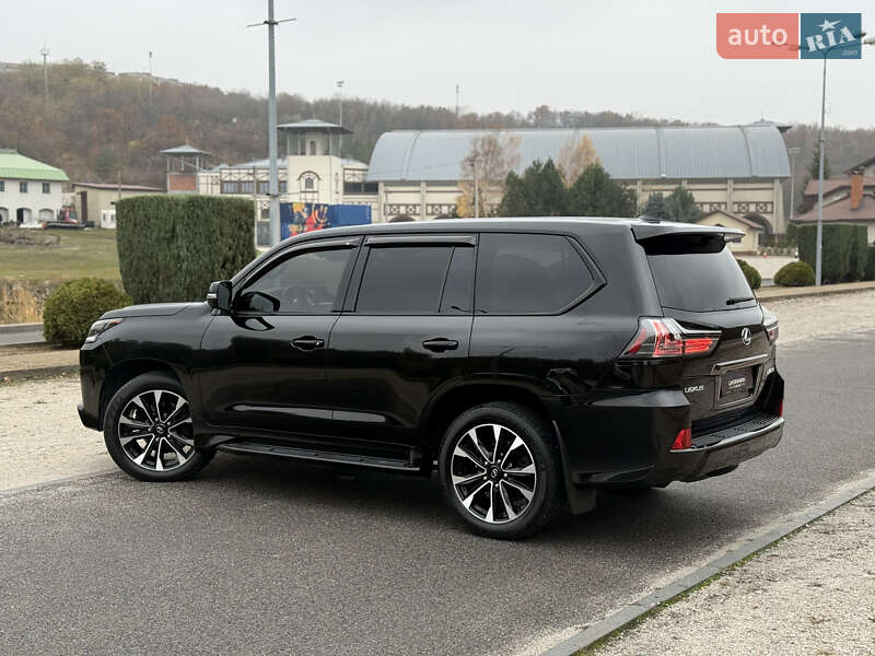 Позашляховик / Кросовер Lexus LX 2021 в Дніпрі