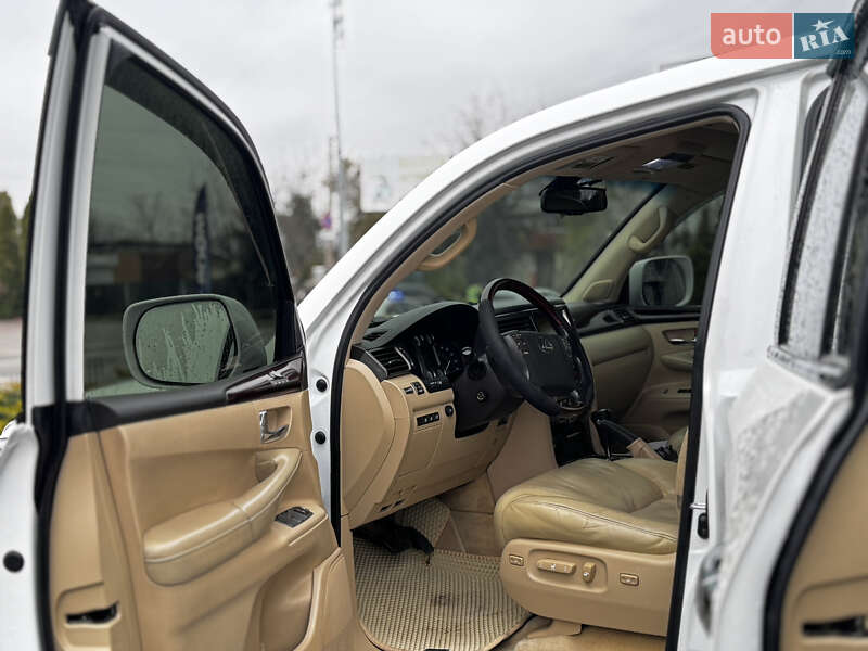 Внедорожник / Кроссовер Lexus LX 2010 в Хмельницком