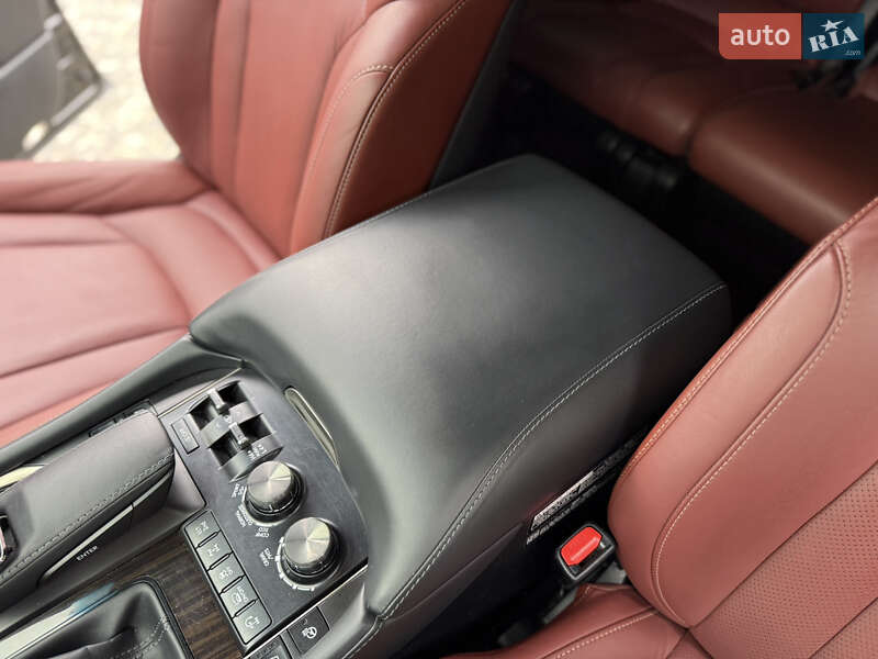 Внедорожник / Кроссовер Lexus LX 2019 в Львове фото 45 Внедорожник / Кроссовер Lexus LX 2019 в Львове