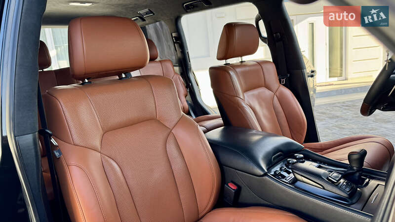 Позашляховик / Кросовер Lexus LX 2018 в Івано-Франківську