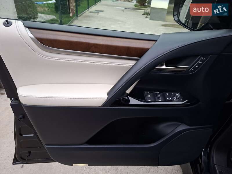 Внедорожник / Кроссовер Lexus LX 2016 в Киеве фото 6 Внедорожник / Кроссовер Lexus LX 2016 в Киеве