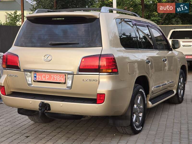 Внедорожник / Кроссовер Lexus LX 2011 в Первомайске