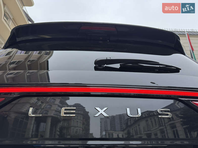 Позашляховик / Кросовер Lexus LX 2023 в Києві
