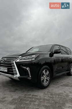 Внедорожник / Кроссовер Lexus LX 2020 в Киеве