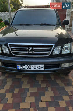 Внедорожник / Кроссовер Lexus LX 2005 в Николаеве