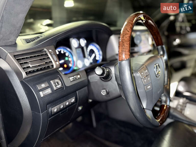Позашляховик / Кросовер Lexus LX 2011 в Києві фото 25 Позашляховик / Кросовер Lexus LX 2011 в Києві