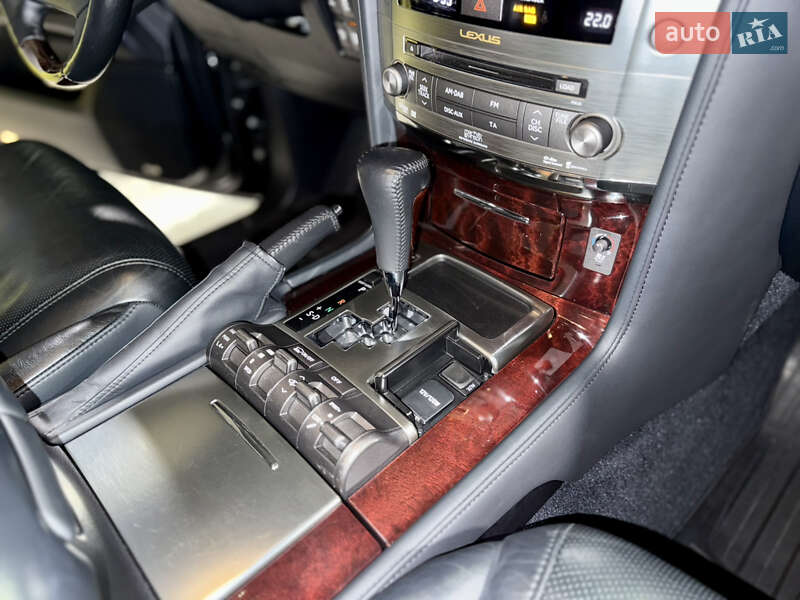 Позашляховик / Кросовер Lexus LX 2011 в Києві фото 39 Позашляховик / Кросовер Lexus LX 2011 в Києві